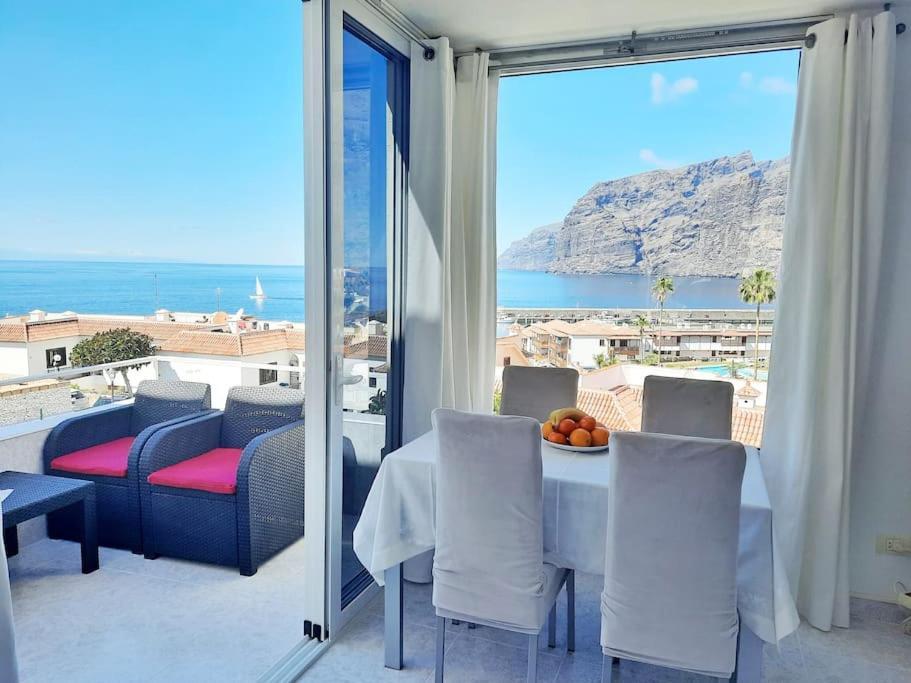 Appartement Amazing View Los Gigantes & La Gomera à Acantilado de los Gigantes Extérieur photo