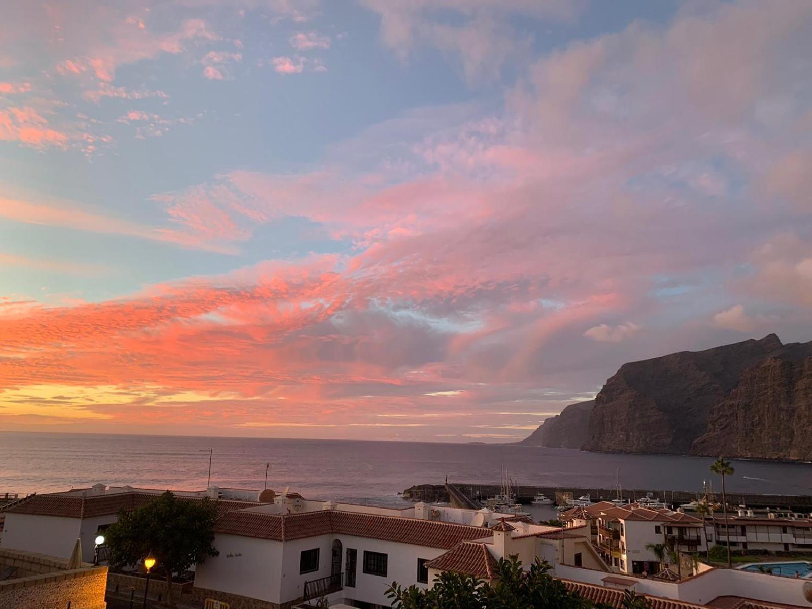 Appartement Amazing View Los Gigantes & La Gomera à Acantilado de los Gigantes Extérieur photo